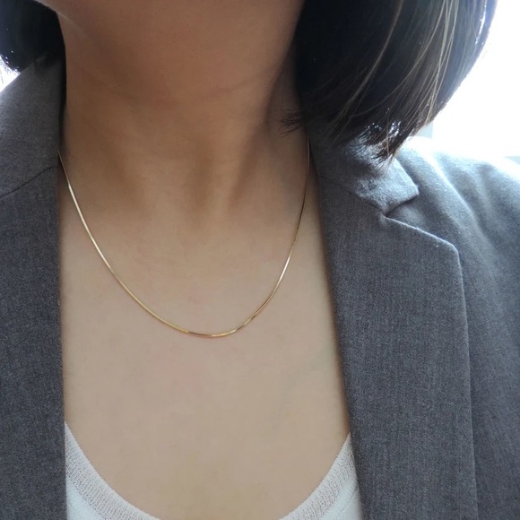 Super Thin Round Gold Snake Chain Necklace - Picture 1 of 9